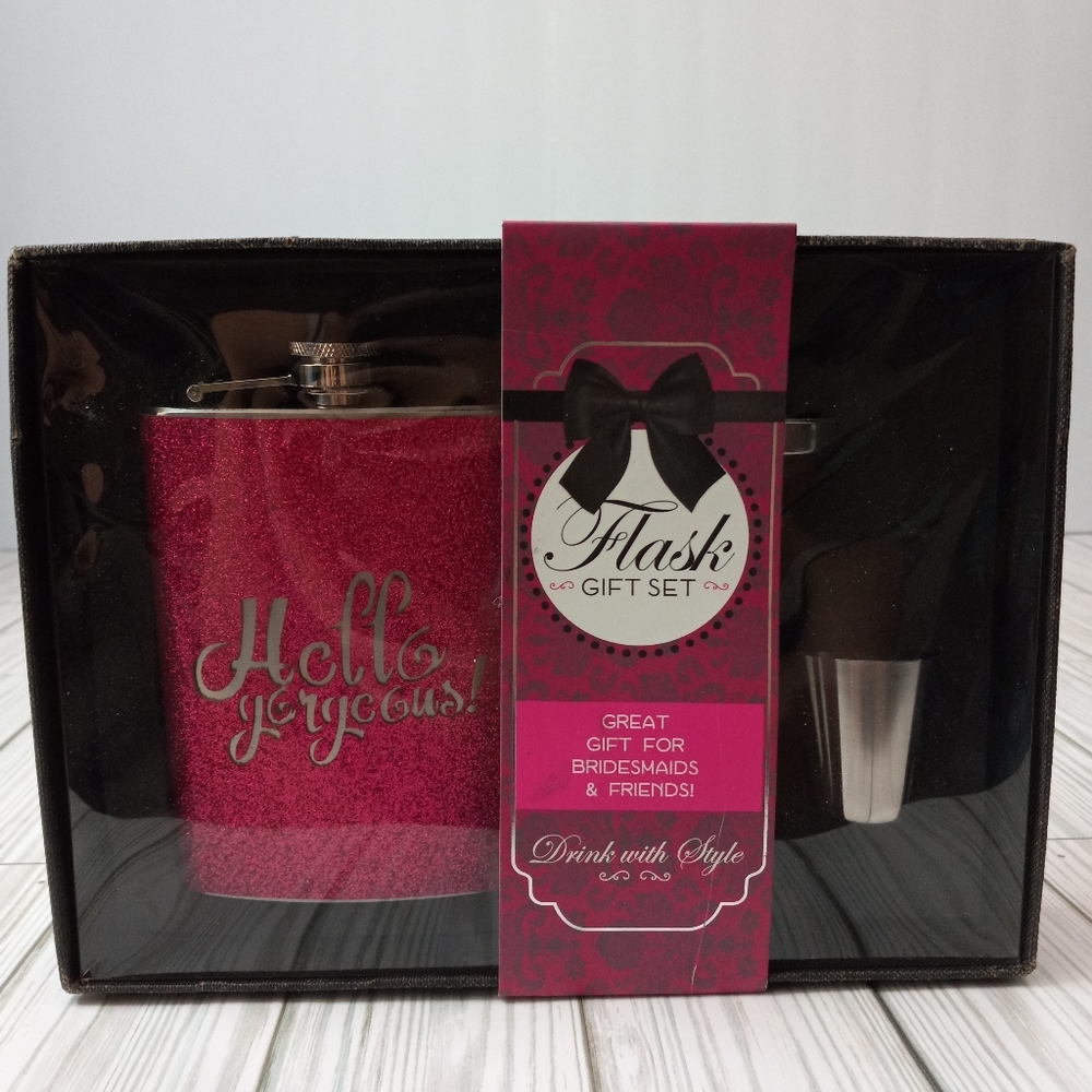 Hello Gorgeous Pink Glitter 4 Piece Flask Set